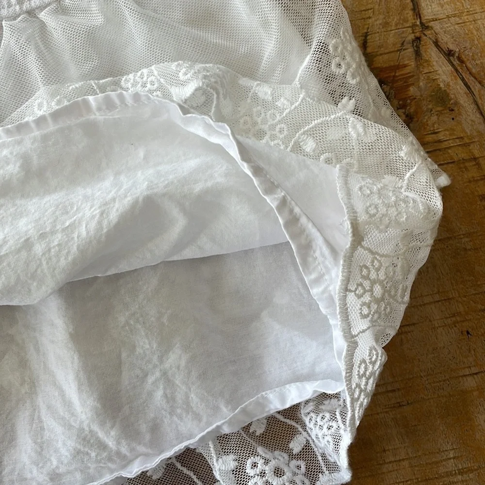 Carter’s lace skirt 3t